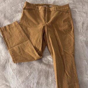 Old Navy High-Rise Pixie Skinny